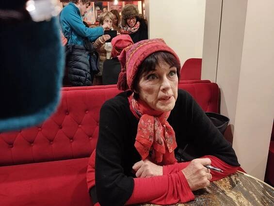 Soubor:Anny Duperey dédicace 2022.jpg
