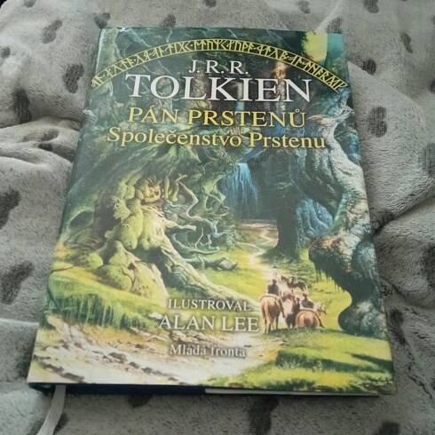 kniha Pán prstenů společenstvo prstenu  3 vydání +20 barevných příloh - Knižní sci-fi / fantasy