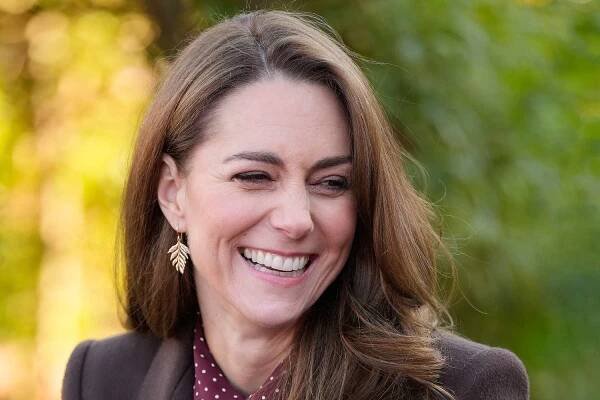 Kate Middleton's Classy Coat Is Inspiring Me to Ditch Black Jackets This Season