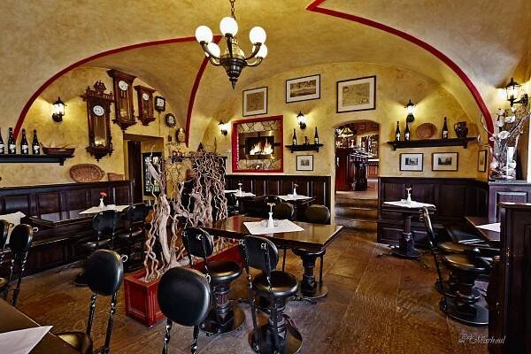 Restaurace U císařů: Restaurace U císařů v areálu Pražského hradu