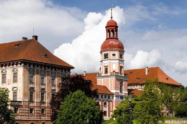 Zámek Roudnice nad Labem s vinařstvím - jeden z největších zámeckých komplexů v Česku | Slevomat.cz