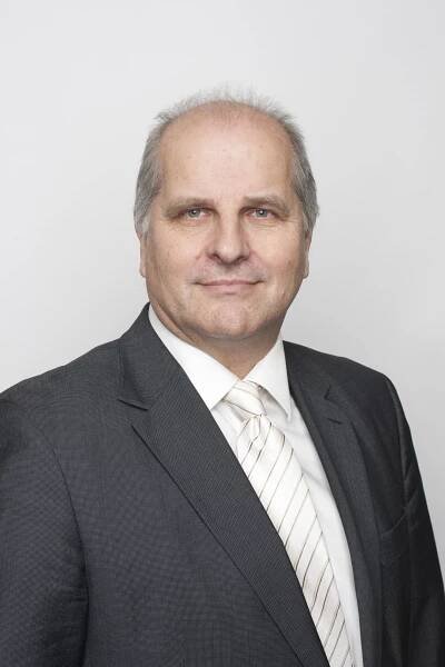 Soubor:Jiri Sestak in 2012.JPG – Wikipedie