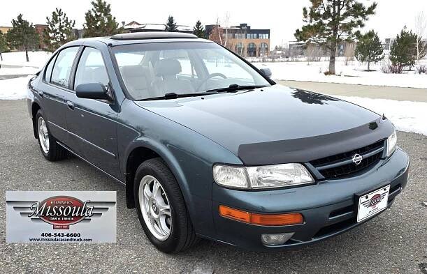 1998 Green /Tan Nissan Maxima SE (JN1CA21A1WT) with an 3.0L V6 DOHC 24V engine, 4-Speed Automatic Overdrive transmission, located at 450 N Russell, Missoula, MT, 59801, (406) 543-6600, 46.874496, -114.017433 - Photo#8
