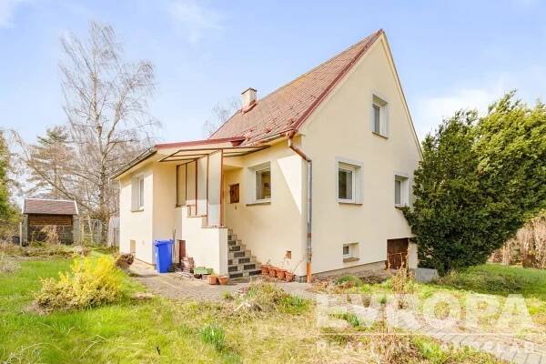 Prodej rodinného domu 141 m² s garáží a zahrádkou 382 m², Havlíčkův Brod - EVROPA realitní kancelář