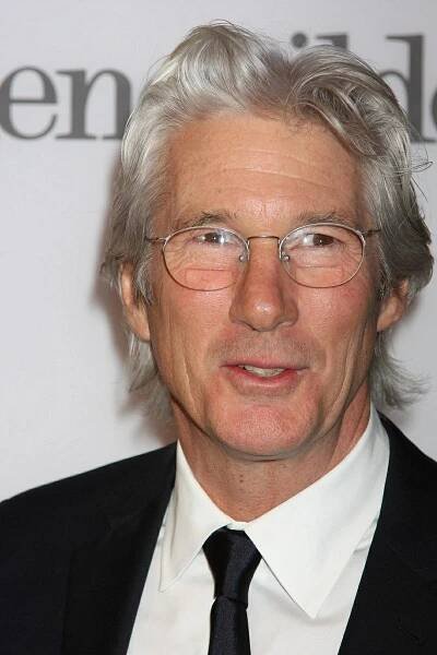 Dámy, pozor! Štramák Richard Gere ani po šedesátce neztratil své charisma
