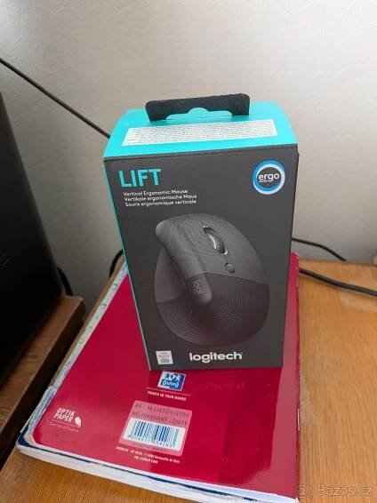 Vertikální myš Logitech Lift - Plzeň