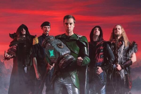 Vesmírná ponorka GLORYHAMMER pod palbou! | Spark Rock Magazine