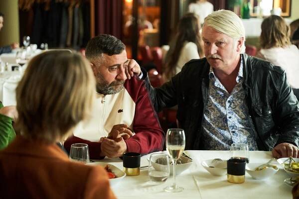 Německý génius - Wilhelm und der Wanderbeschneider - Z filmu - Kida Khodr Ramadan, Detlev Buck