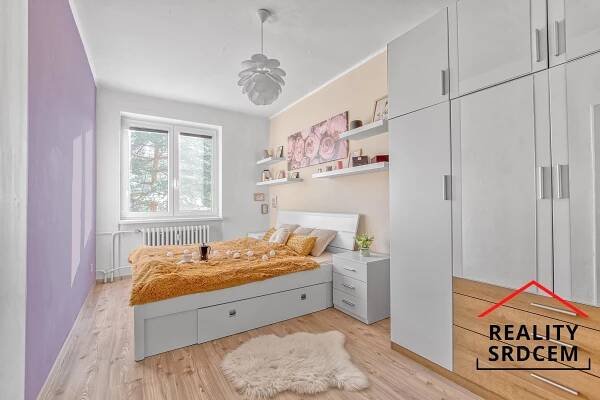 Pronájem bytu v os. vlast. 2+1+lodžie/52 m2 na ul. Einsteinova, Karviná - Hranice, 7 030 Kč/měs