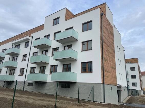 Na Šibeníku vyrůstá nové obchodní centrum