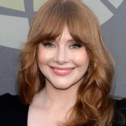 Bryce Dallas Howard shares Chris Pratt's reaction to the pay gap on Jurassic Park