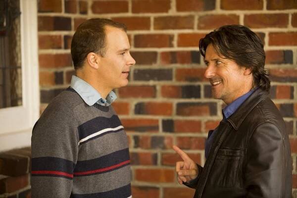 The Almighty Johnsons - A Bit Like Buses Really - Z filmu - Timothy Balme