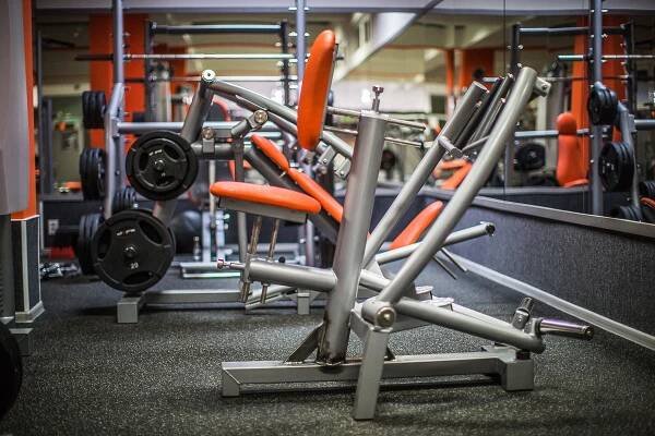 OLYMP - Fitness Centrum BARDEJOV, posilovňa, bodybuilding, cardio, masáže