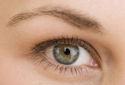 Jak ochránit zrak před oslepnutím? Pomohou vitaminy i sluneční brýle