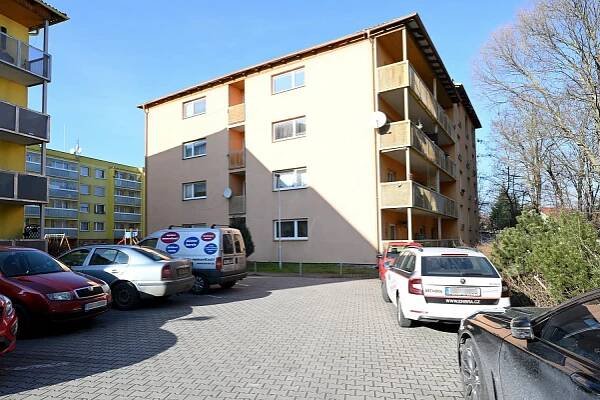 Pronájem Byt 2+kk, V Lázních, Jesenice, okres Praha-západ