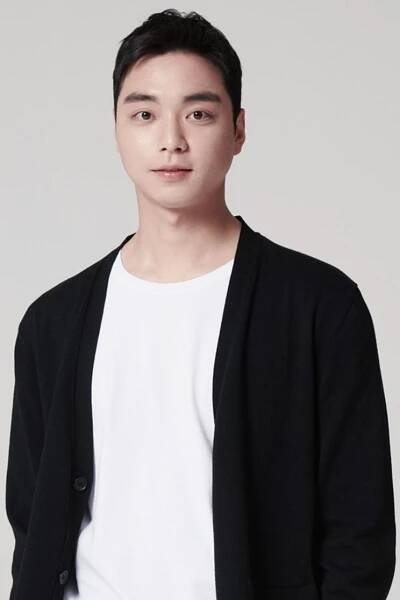 Kim Mo-beom herec