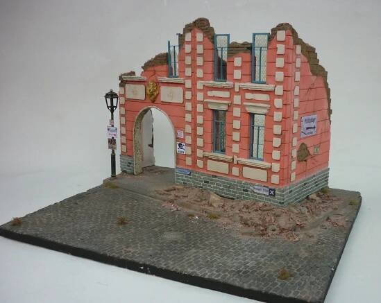 Diorama Base: Bombed out Street