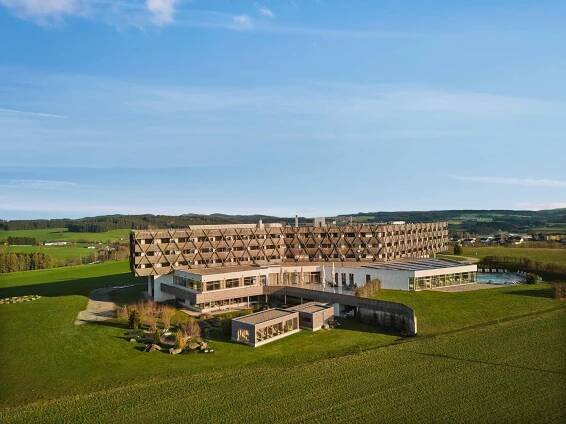 Falkensteiner Hotel Bad Leonfelden ****Superior - 2304bb_falkensteiner-leonfelden-Drohne-0039_eciRGB