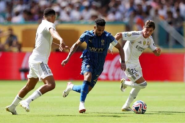 Real Madrid 1 Al Hilal 1: Alexander-Arnold’s debut, Bounou’s penalty heroics and a slow start for Alonso - The Athletic