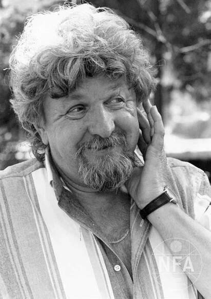 © Miloš Fikejz (1995)