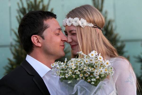 8 novych svidanij - Z filmu - Volodymyr Zelenskyj, Oksana Akiňšina