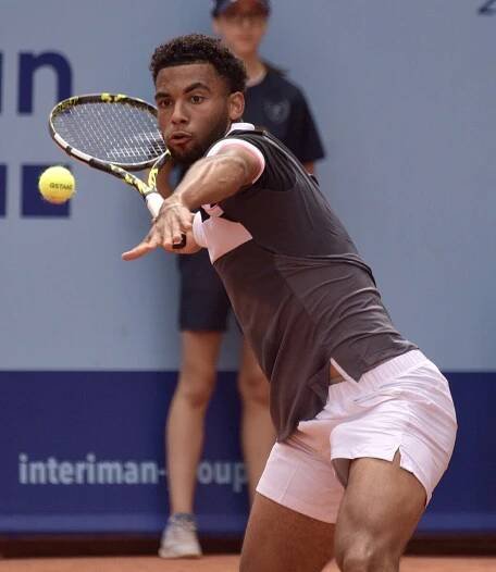 Soubor:Arthur Fils at EFG Swiss Open Gstaad 2023 Pic Gordon Simmonds.jpg