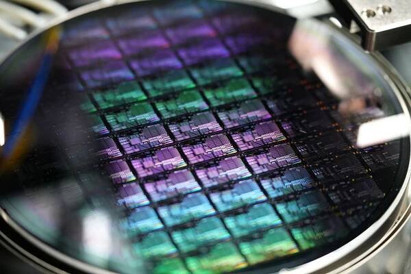 Wave Photonics Launches PDK Management Platform with CORNERSTONE to Streamline Photonic Chip Design