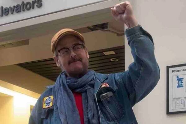 Home Alone Actor Ken Hudson Campbell Finishes Radiation After Cancer Surgery, Says He Lost 100 Lbs.: 'I Feel Good'