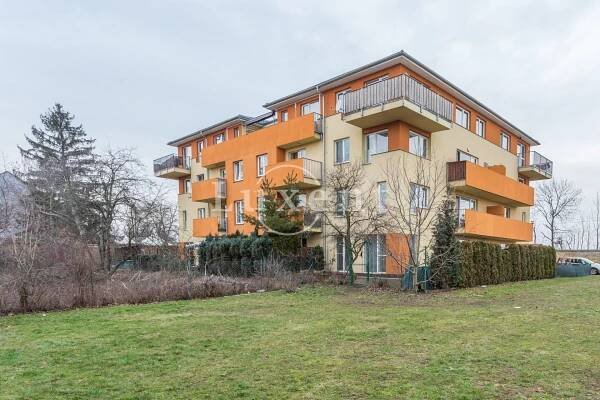 Prodej bytu 3+kk/T/Z, 170 m2, Praha 15 - Dubeč | Luxent