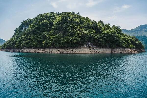bezplatná Fotografie Scenic Islet Základová fotografie