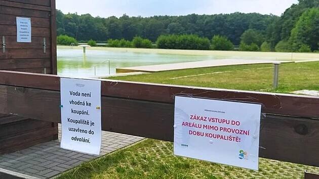 Město čistilo vodu v koupališti chemií. Skoro po 20 letech zjistilo, že nesmí