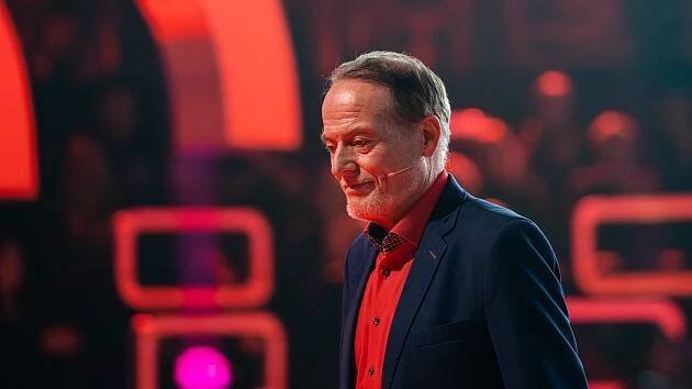 Bývalý moderátor televize Nova a nynější učitel pocházející z Velké nad Veličkou Martin Severa se účastní pořadu Superlov.
