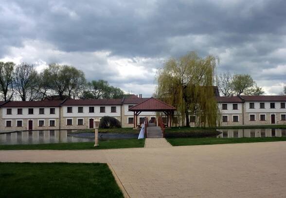 Hotel Lions Nesuchyne Restaurant: Pictures & Reviews - Tripadvisor