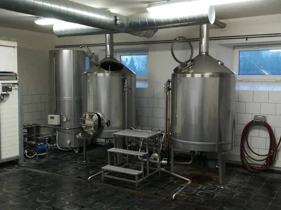 Brňany fotoalbum minipivovaru Knajzl – Pivovary.Info