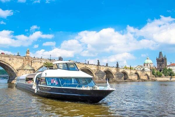 Loď Bohemia Rhapsody | Prague-Boats.cz