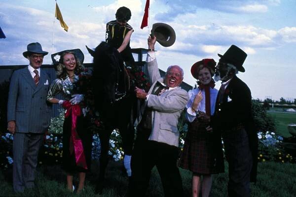Teri Garr, Kelly Reno, Mickey Rooney, Clarence Muse - Černý hřebec - Z filmu