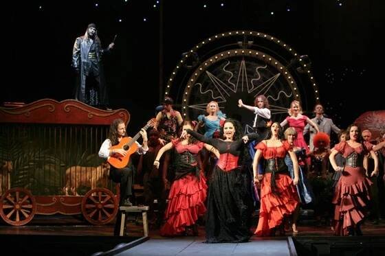 Carmen 12