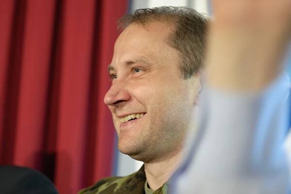 V pandemii nyní pomáhá 216 vojáků ve 43 zařízeních. Mandát na 900 vojáků bude stačit, míní generál Vlček