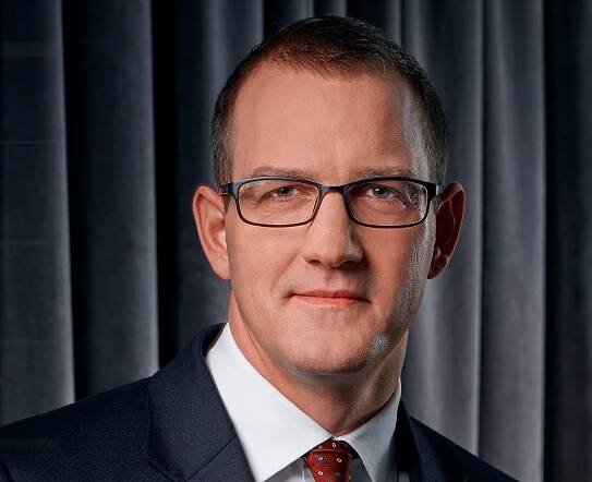 Daniel Křetínský mimo energetiku začíná ovládat i další segmenty trhu. Nově investuje ve Francii