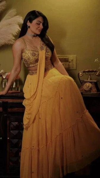 Neeru Bajwa stunning looks