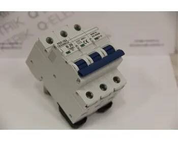 Jistič PEP-10J 10A/3/B jistič