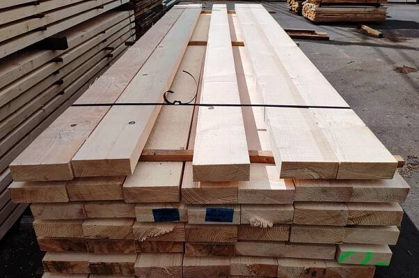 50x150x3000 Smrk S10