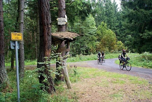 Vráž na kole, biková trasa, cyklo výlet, cyklistická vyjížďka, bike, trail, na kole, švih | Rodina na kole - domácí cyklistické