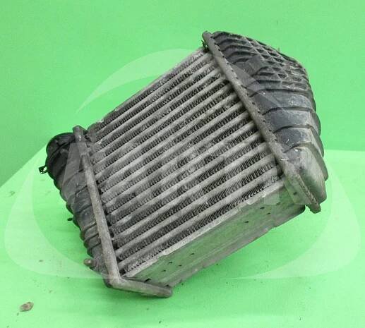 Eshop / Topení,klimatizace / Intercooler Škoda Octavia kombi 1.9 74KW 4x4