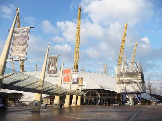File:The O2 Arena, entrance.jpg - Wikimedia Commons