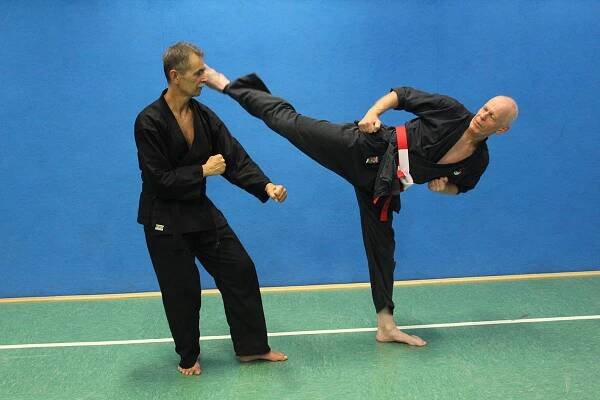 Detlef Tomasik mit den 7.DAN im Shaolin-Kempo ausgezeichnet