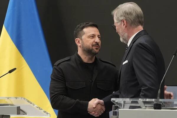 Zelenskyj řešil s Fialou příměří. Musíme podpořit kroky USA, řekl po telefonátu