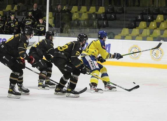 33. kolo Chance ligy: HC Baník Sokolov - HC Zubři Přerov