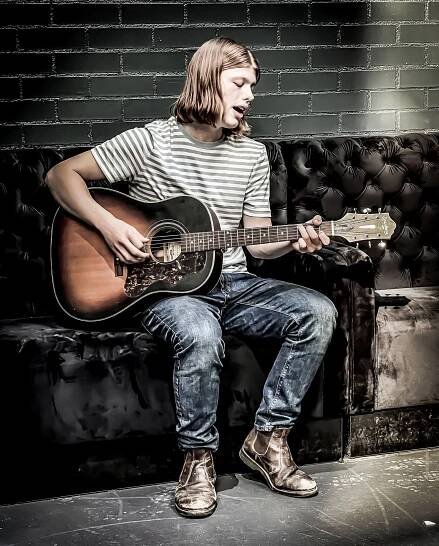 Gallery | Toby Lee