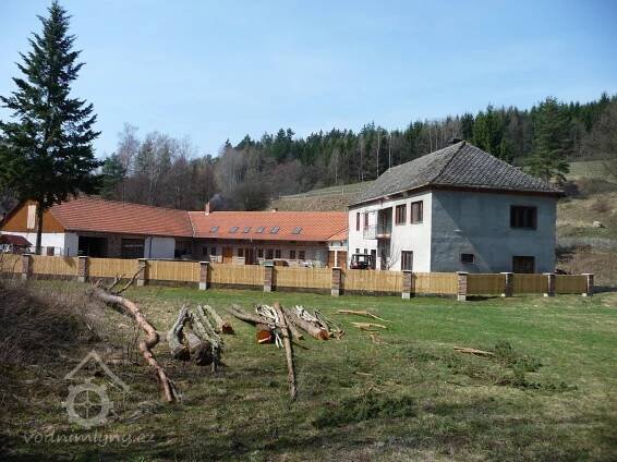 Spálený, Moučkův mlýn | Vodnimlyny.cz